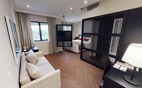 Estanplaza Funchal JK-Faria Lima Suíte House Hotel